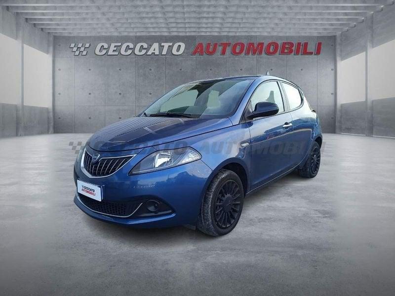 Lancia Ypsilon Ypsilon 1.0 firefly hybrid Silver s&s 70cv 5p.ti