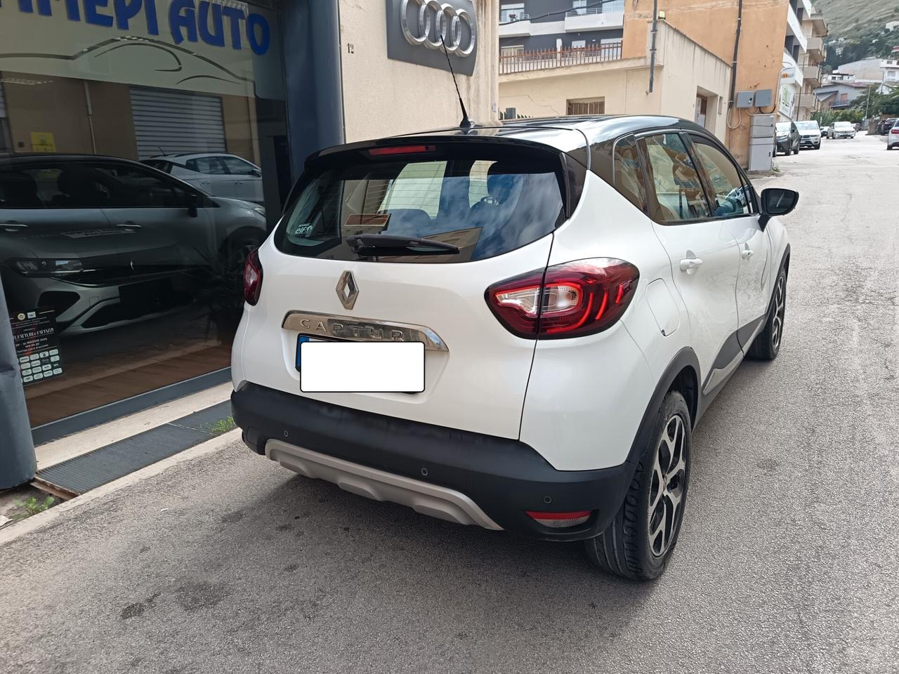 Renault Captur 1.0 Benz. 90 CV Techno Full Opt. km 34.000