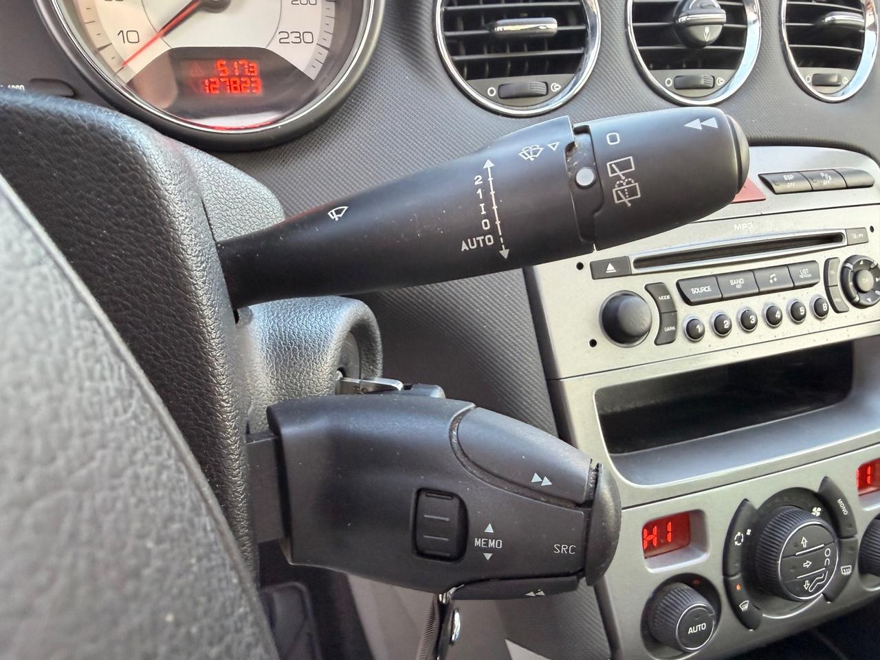 Peugeot 308 1.6 HDi 110CV SW Ciel TETTO