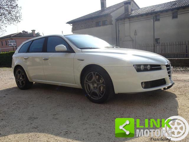 ALFA ROMEO 159 1750 TBi Sportwagon Distinctive