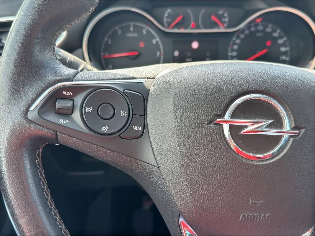 Opel Crossland 1.2 Elegance s&s 110cv con CarPlay