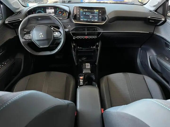 PEUGEOT 208e ALLURE 100kW
