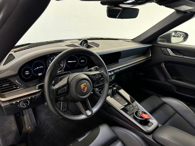 PORSCHE 992 Carrera Cabriolet SPORT CHRONO BOSE