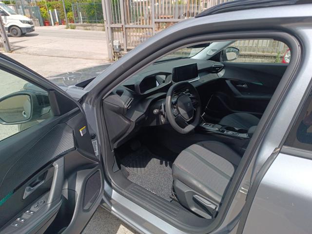 PEUGEOT 2008 BlueHDi 130 S&S EAT8 Allure