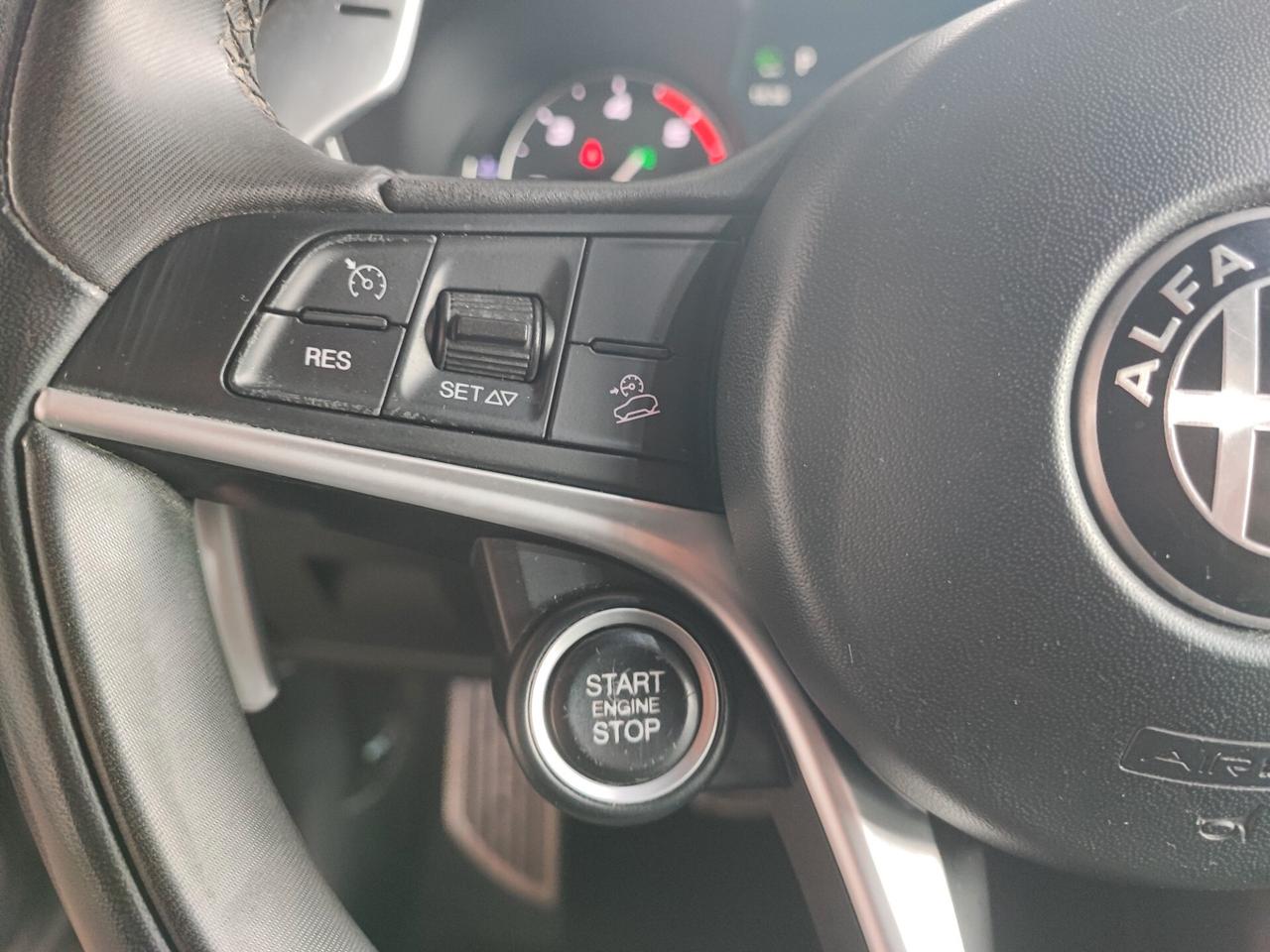 Alfa Romeo Stelvio 2.2 Turbodiesel 210 CV AT8 Q4 Super