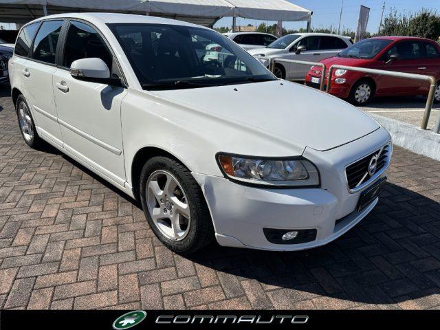 VOLVO V50 D2 POLAR