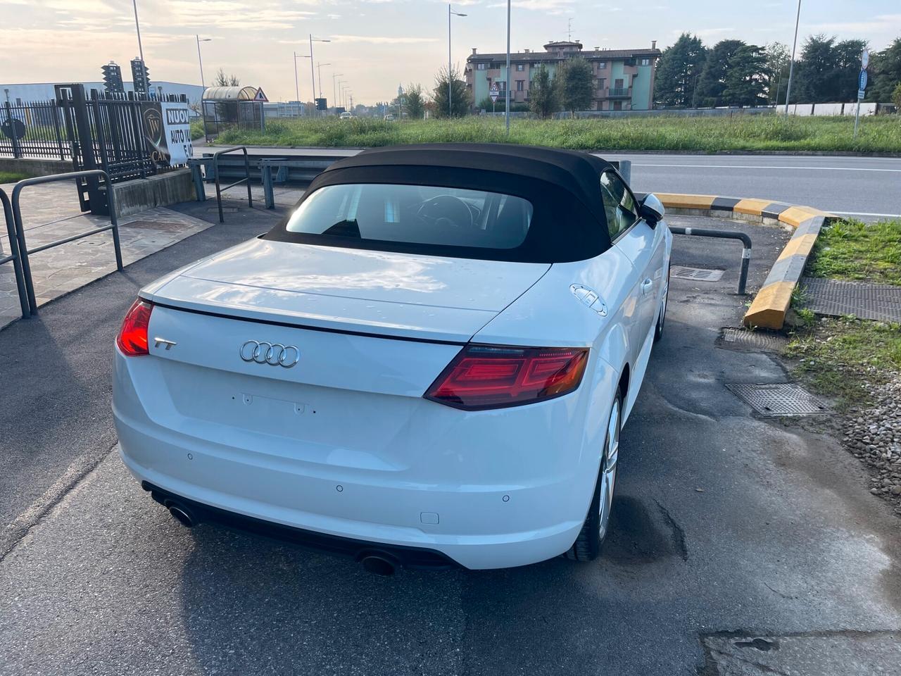 Audi TT Roadster 1.8 TFSI S tronic