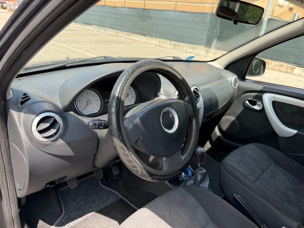 Dacia Sandero 1.4 Gpl - NEOPATENTATI - 12 MESI DI GARANZIA -