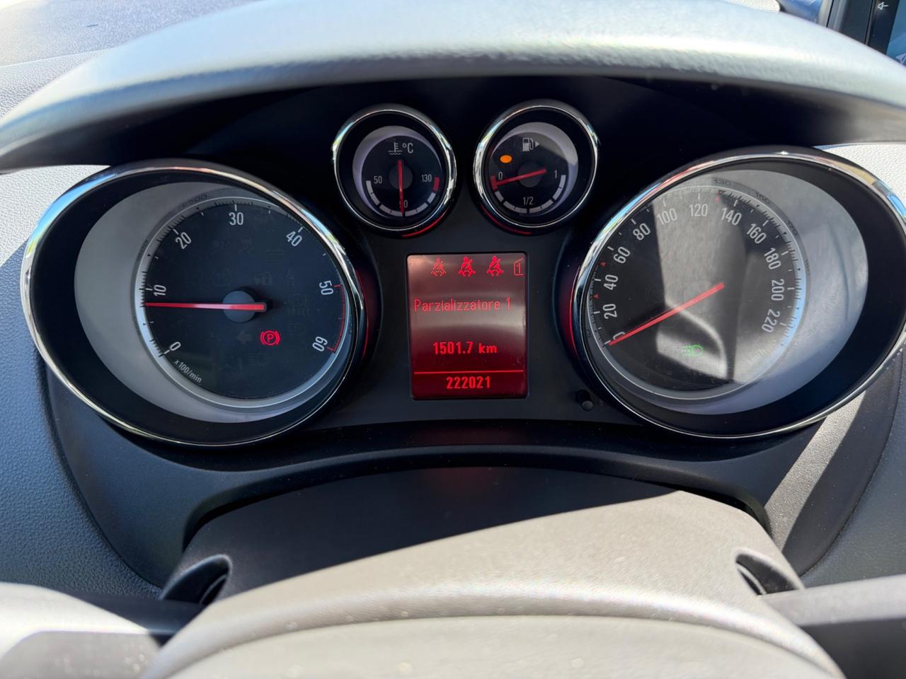 Opel Meriva 1.7 CDTI 110CV b-color /CAR PLAY