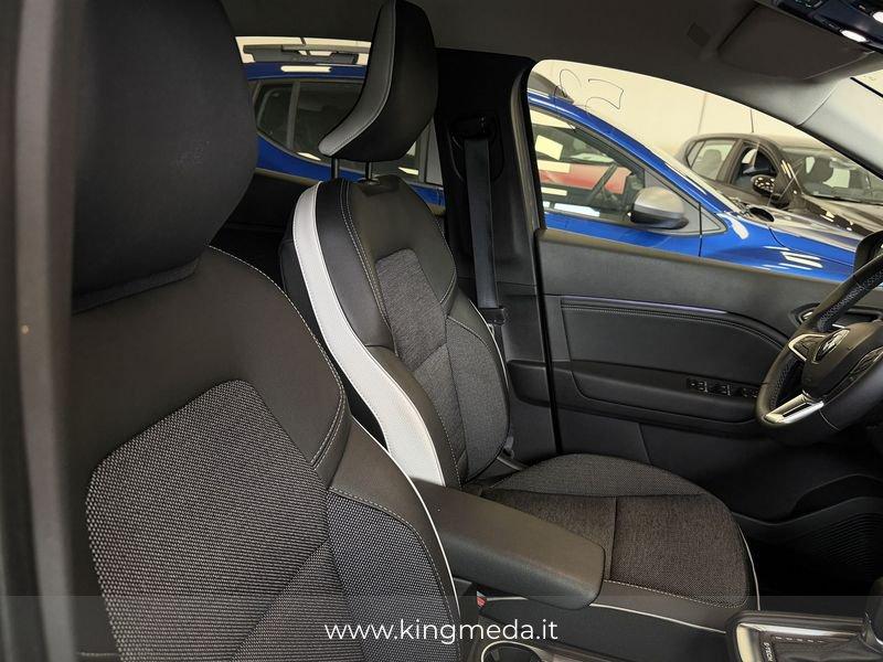 Renault Captur E-Tech hybrid 1.6 E-TECH HEV 145 TECHNO AUTO