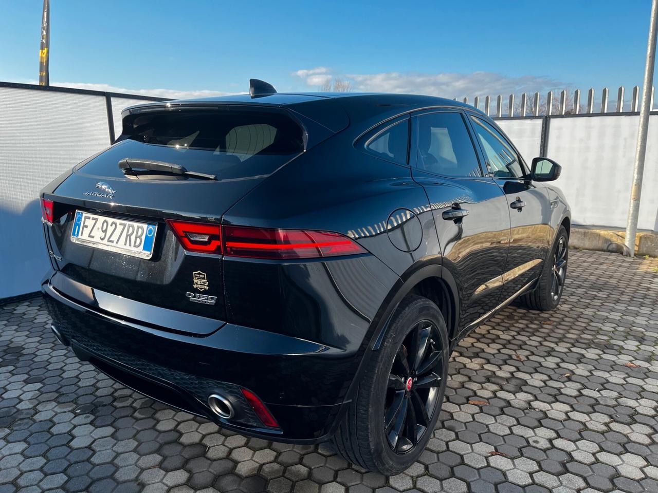 Jaguar E-Pace 2.0D 150 CV AWD aut. R-Dynamic SE