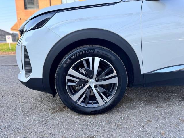 Peugeot 3008 II 1.2 hybrid 48V Allure Pack 136cv e-dcs6