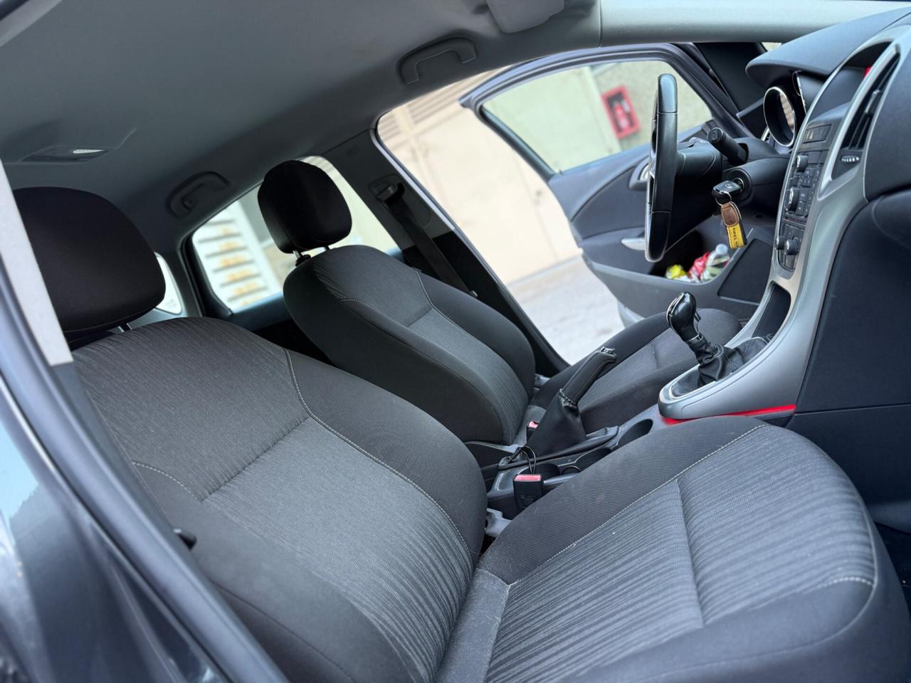 Opel Astra 1.7 CDTI 110CV 5 porte pronta consegna