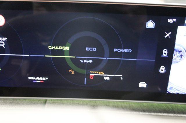 PEUGEOT 3008 Hybrid 145 e-DCS6 Allure- KM0