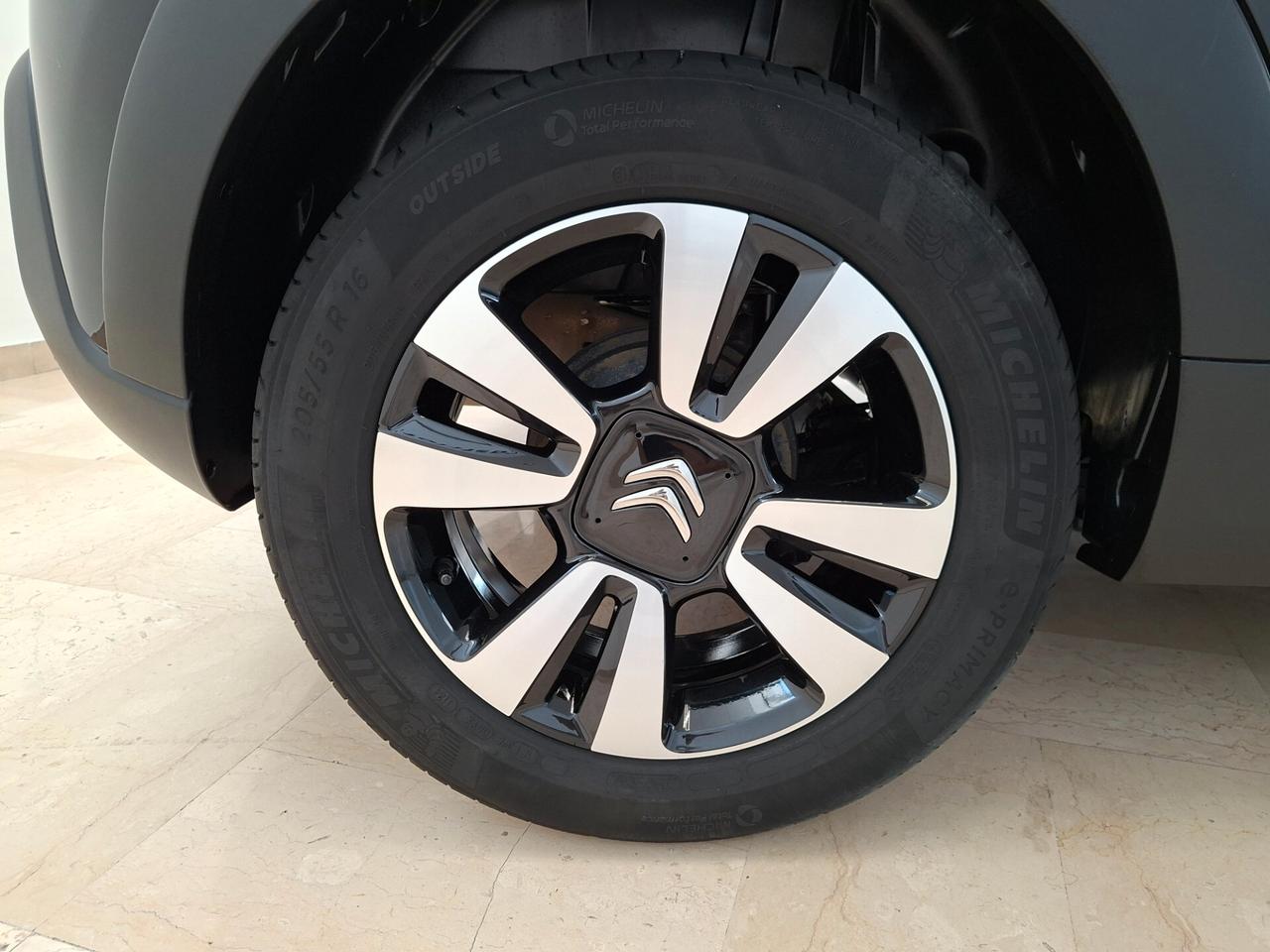 Citroen C3 PureTech 83 S&S Max con KM 15850 !!!
