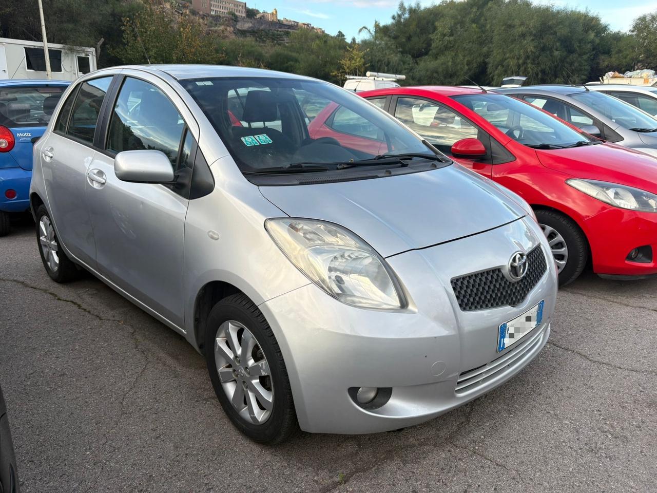 Toyota Yaris 1.3 5 porte Sol