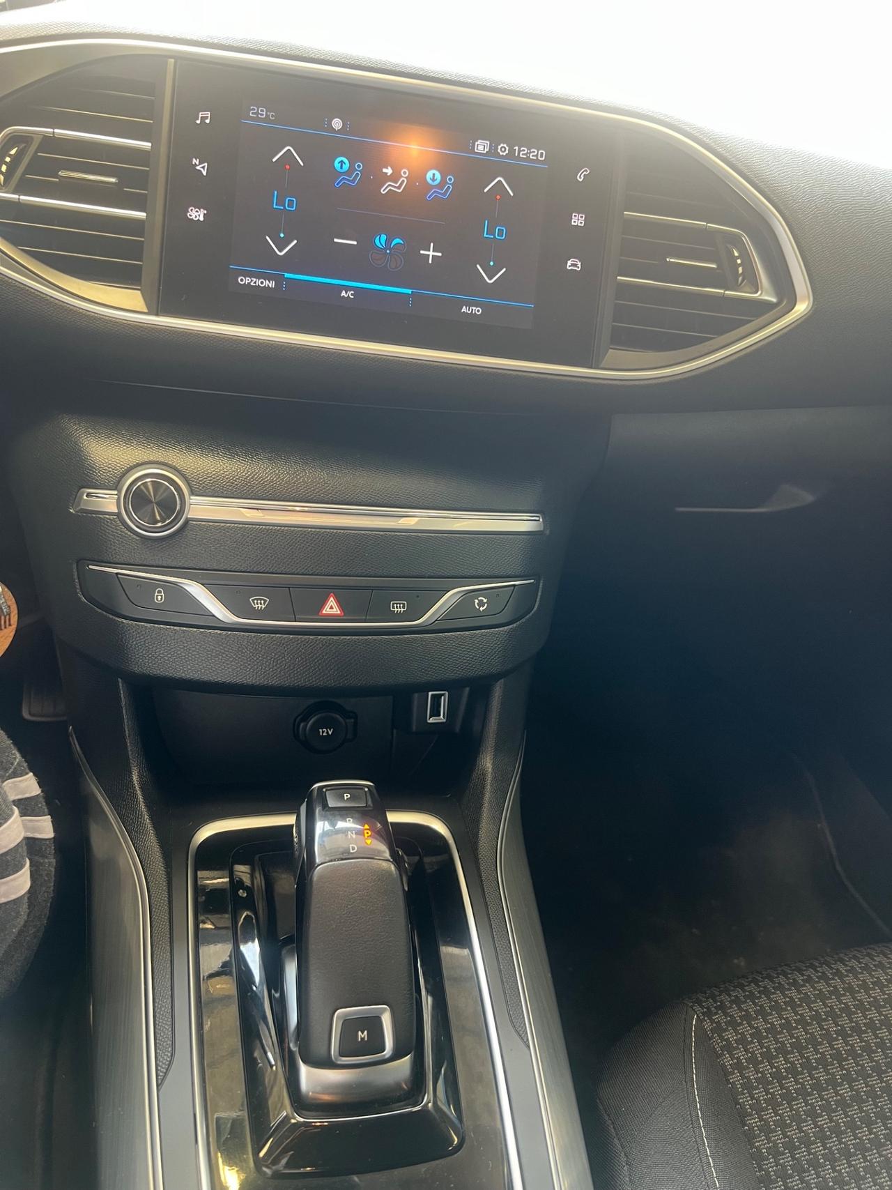 Peugeot 308 BlueHDi 130 S&S SW Business