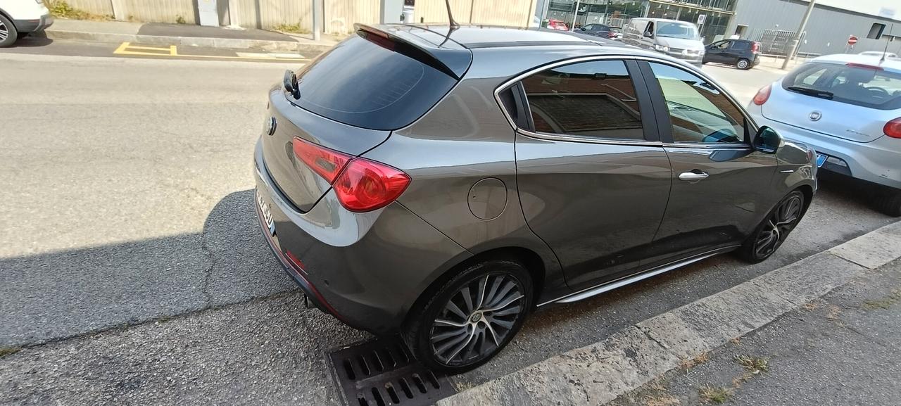 Alfa Romeo Giulietta 2.0 JTDm-2 170 CV Exclusive