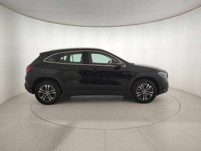 Mercedes-Benz GLA 250 e phev Advanced auto