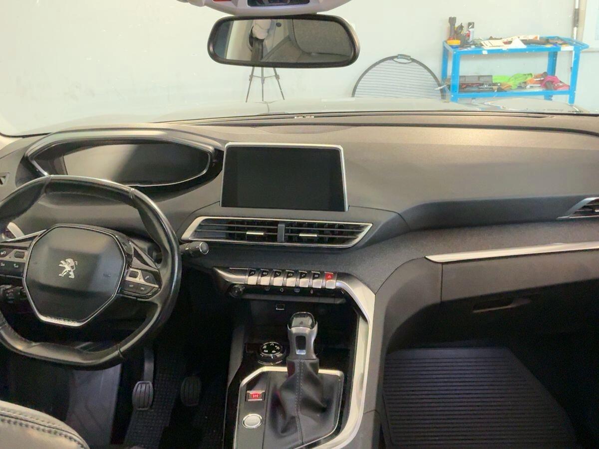 Peugeot 5008 1.6hdi * 7 Posti * Allure
