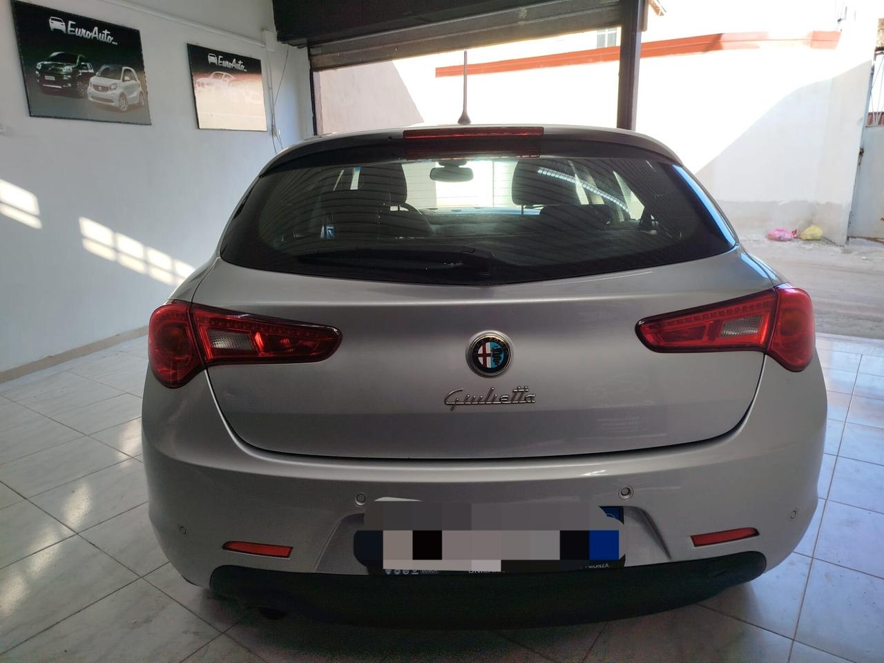 Alfa Romeo Giulietta 1.4 benzina 2011 CON GARANZIA