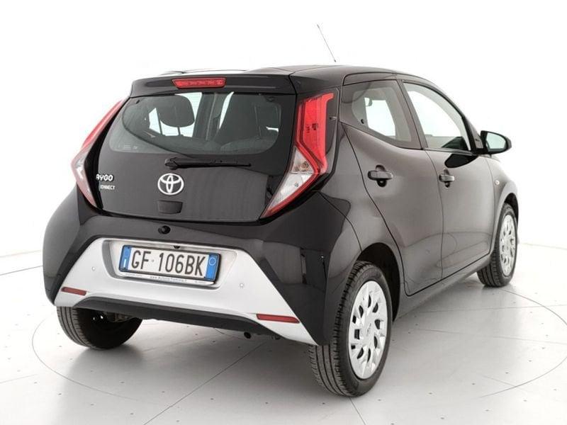 Toyota Aygo 5p 1.0 x-play 72cv