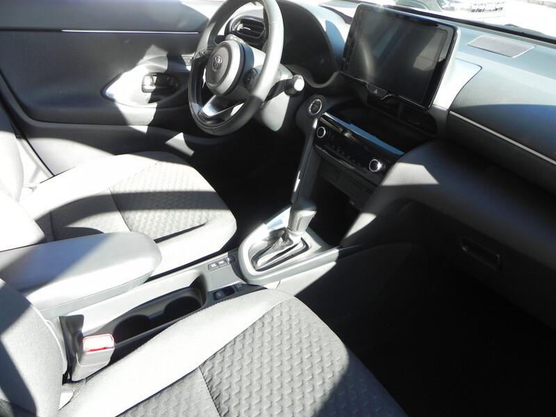 Toyota Yaris Cross 1.5 Hybrid 5p. E-CVT Active *PACK BUSINESS*