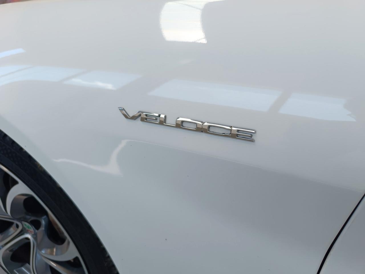 Alfa Romeo Giulia 2.2 Turbodiesel 210 CV AT8 AWD Q4 Veloce