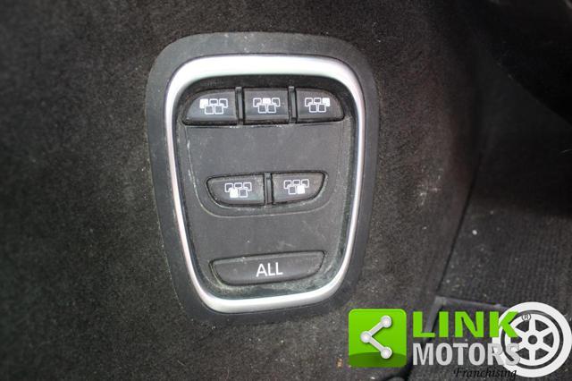 RENAULT Espace dCi 160CV EDC Energy Initiale Paris 4Control 7 po