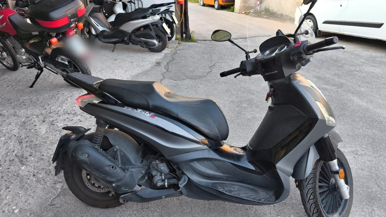 Piaggio Beverly 300 del 2016 USATO