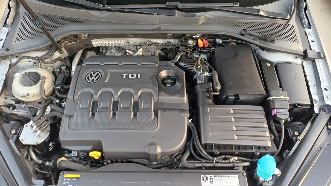 Volkswagen Golf Variant 1.6 TDI DPF Highline 2013