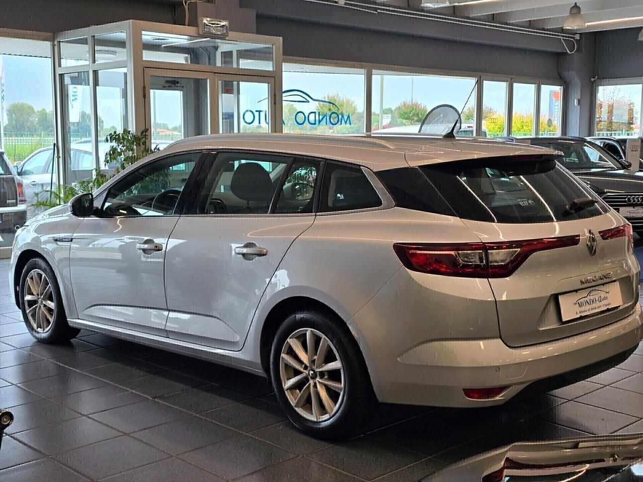 Renault Megane Sporter dCi 115 CV EDC Bus. 2019