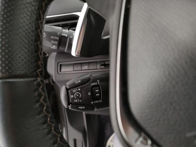 PEUGEOT 3008 BlueHDi 180 S&S EAT8 GT