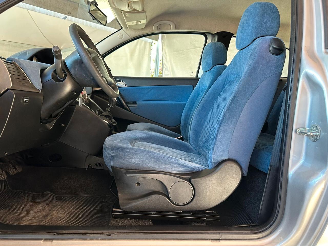 Lancia Ypsilon 1.2 Versus GPL