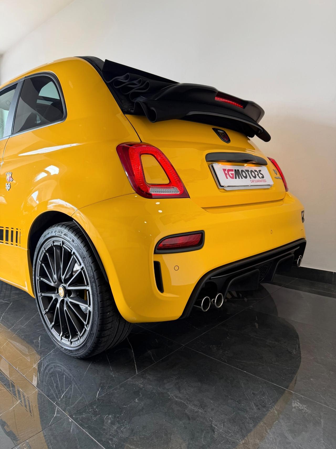 Abarth 595 C 1.4 Turbo T-Jet 180 CV Competizione