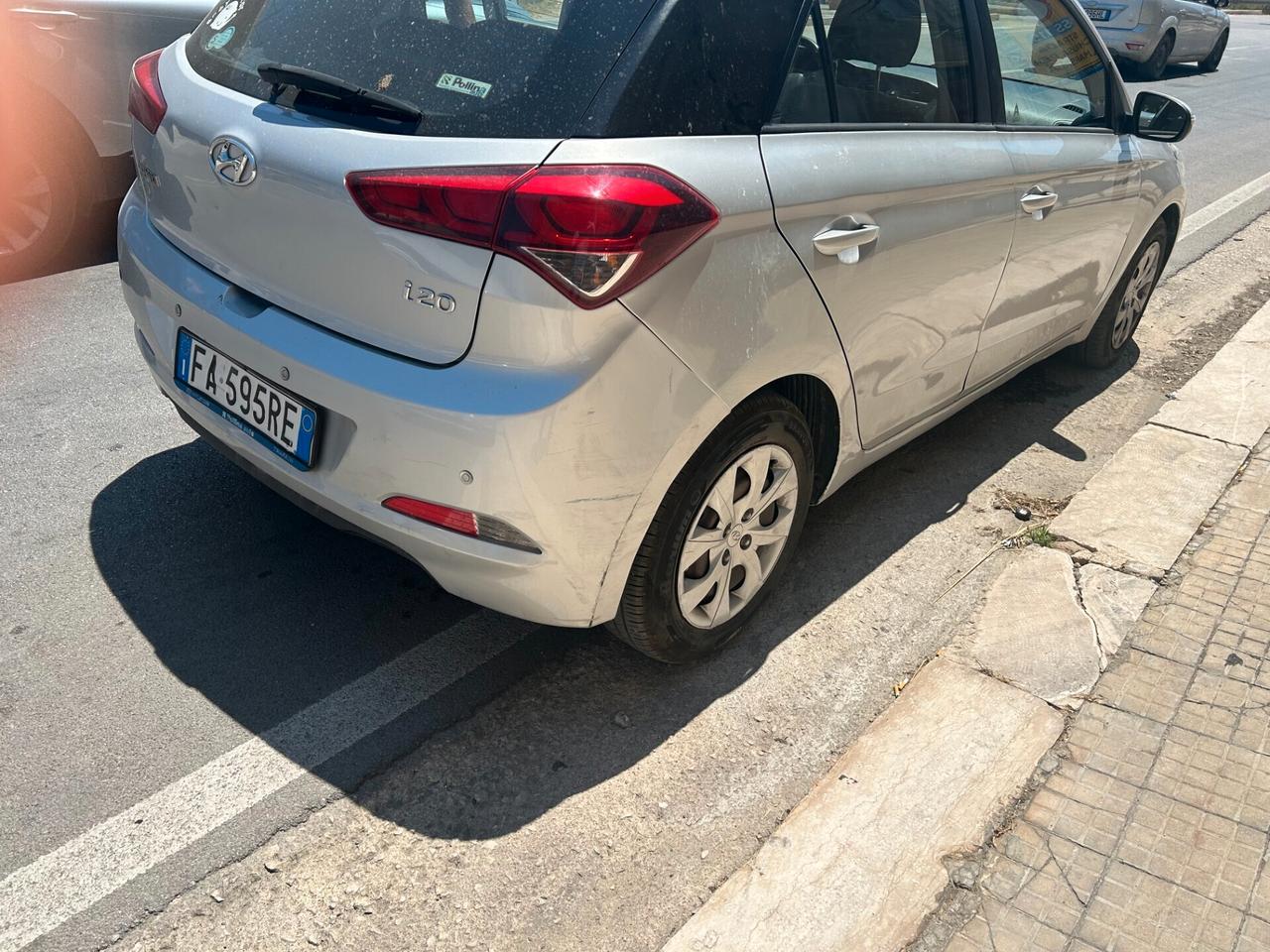 Hyundai i20 1.1 CRDi 12V 5 porte Comfort