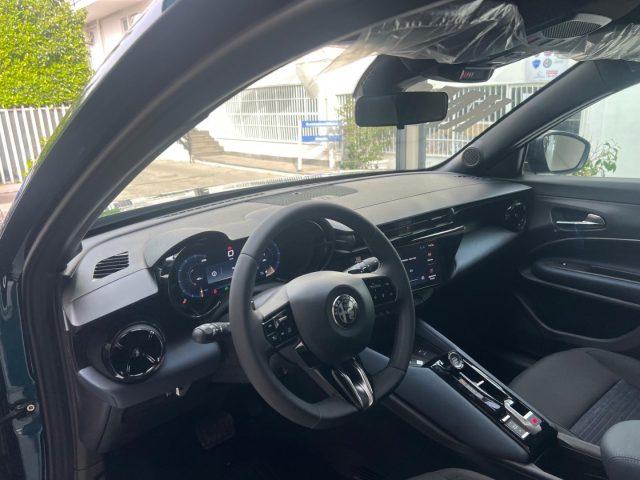 ALFA ROMEO Junior 1.2 145 CV Hybrid eDCT6 tua da ?289,00