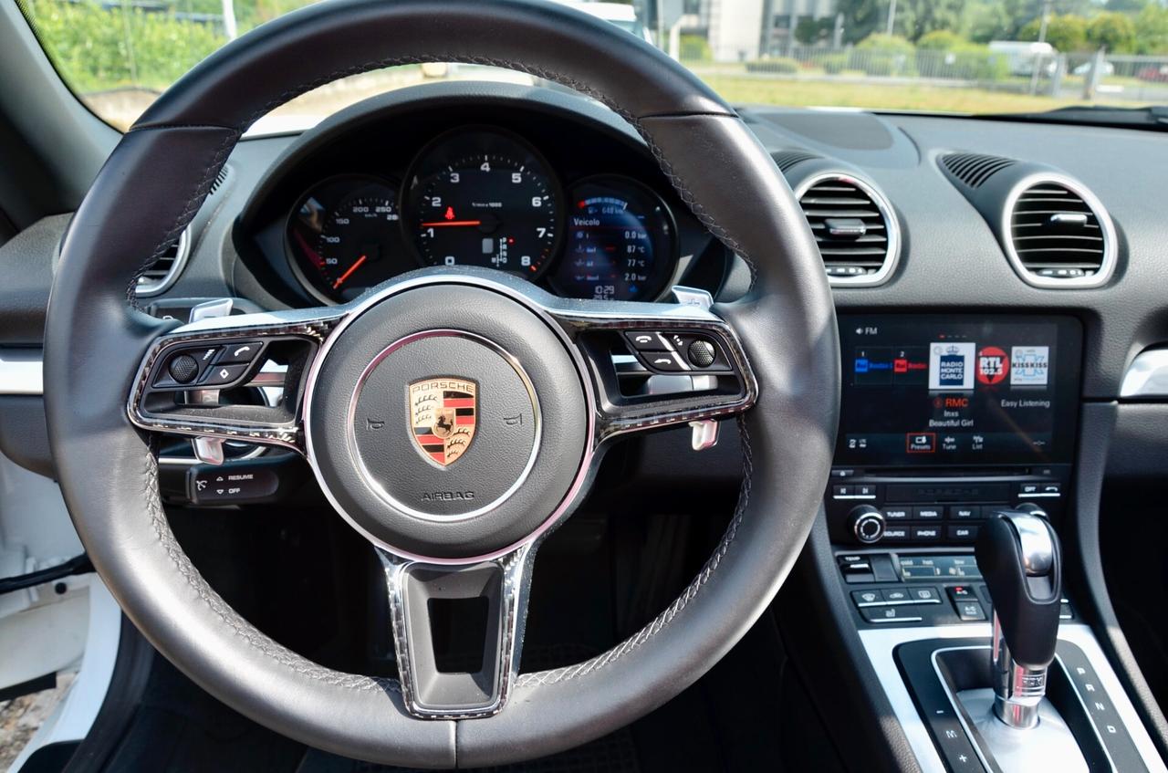 PORSCHE BOXSTER 718 2.0 300cv PDK, HI-FI BOSE, SPOILER, FARI LED, PERMUTE