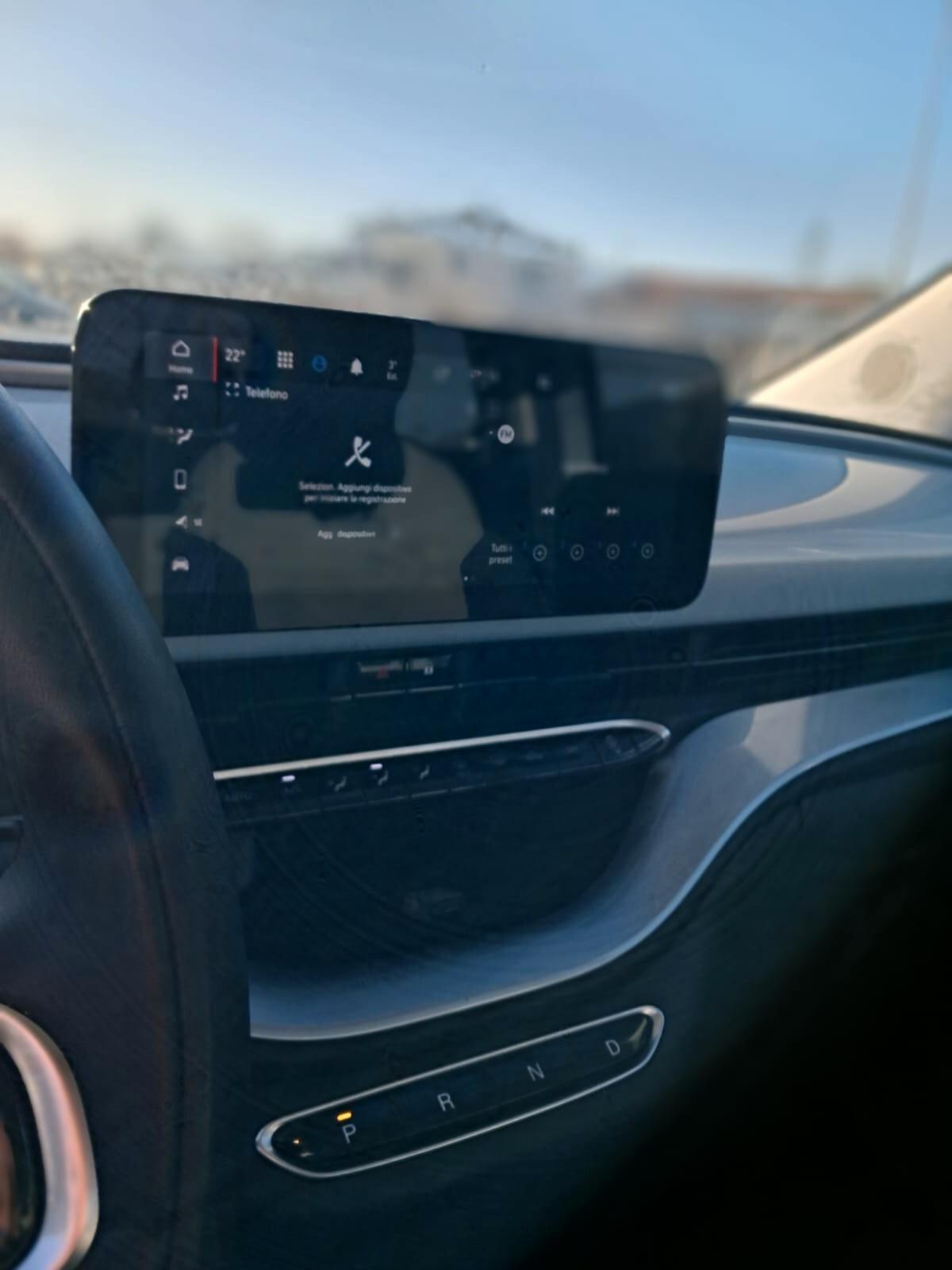 Fiat 500 500e Berlina 42 kWh La Prima