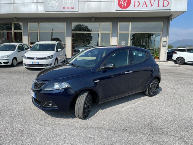 LANCIA Ypsilon 1.0 FireFly 5 porte S&S Hybrid Ecochic Silver