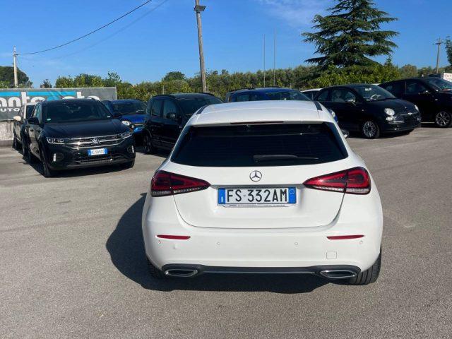 MERCEDES-BENZ A 180 d Automatic Premium