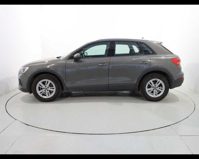 AUDI Q3 35 TDI S tronic Business