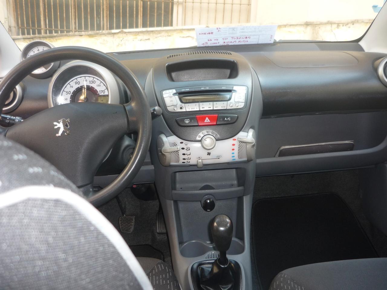 Peugeot 107 1.0 68CV 5p. Plaisir