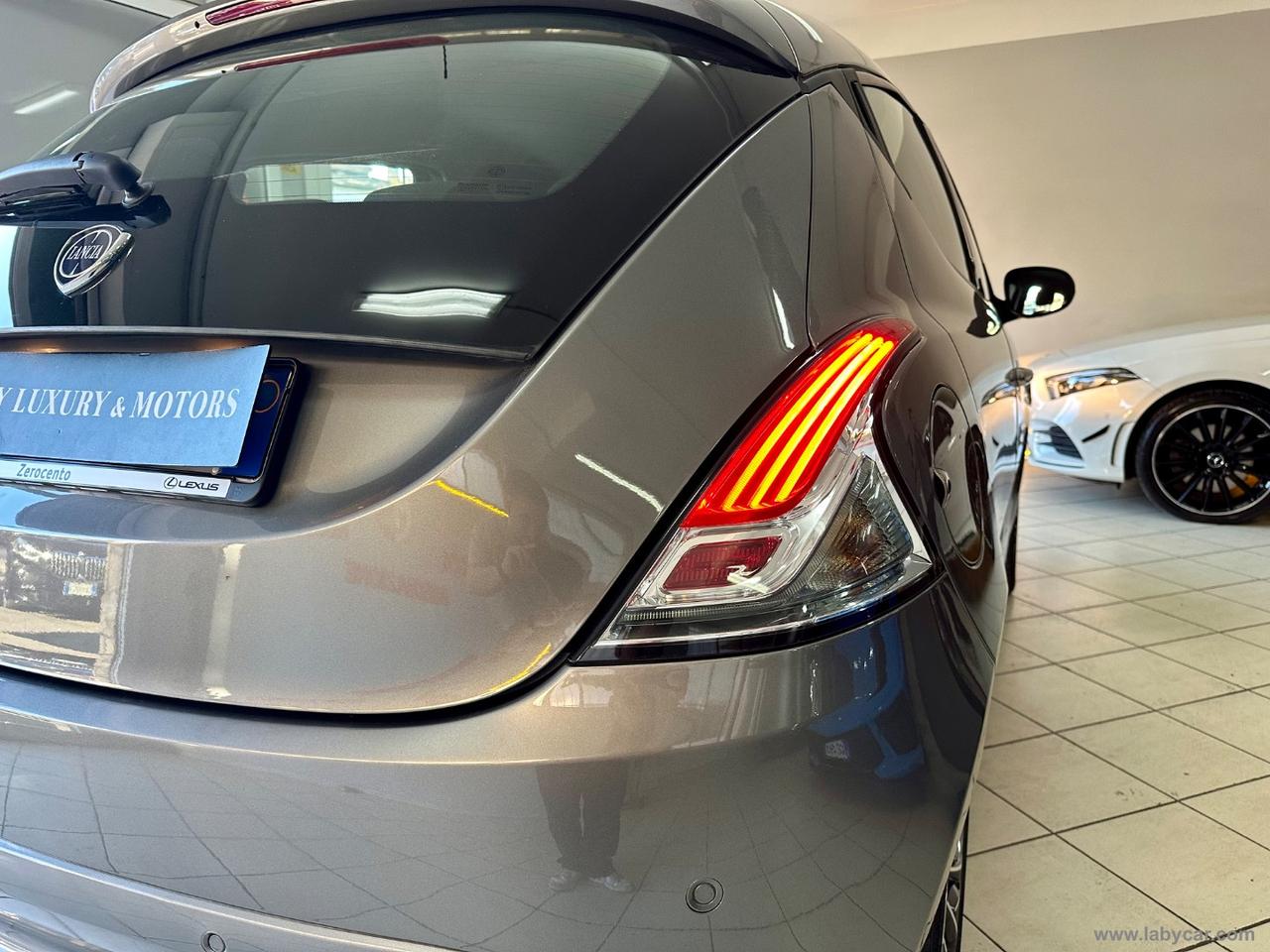 LANCIA Ypsilon 1.2 69 CV 5p. Gold EURO 6