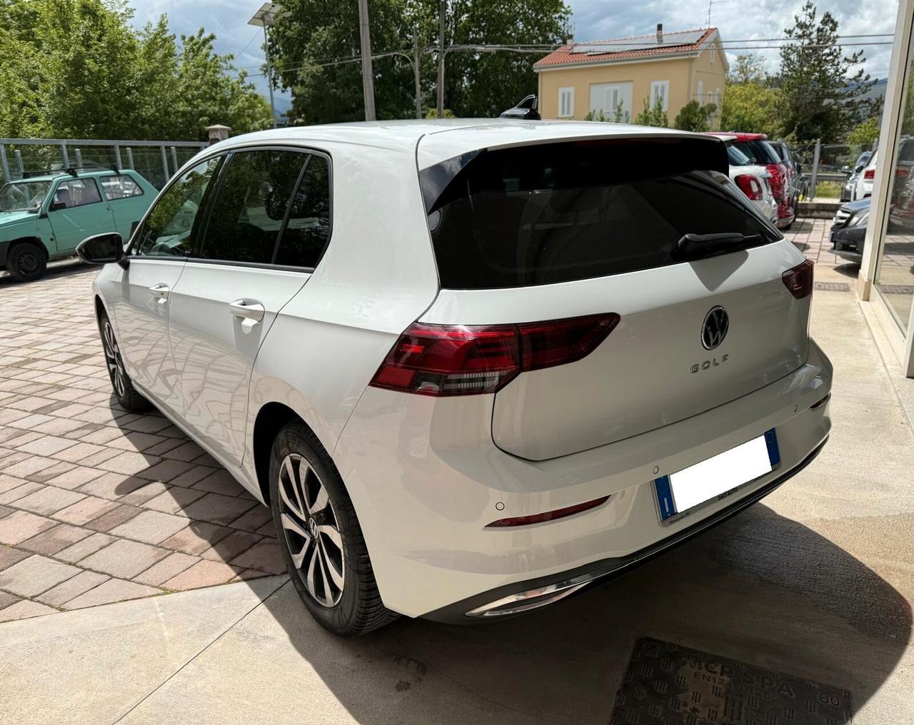 Volkswagen Golf 2.0 TDI ACTIVE