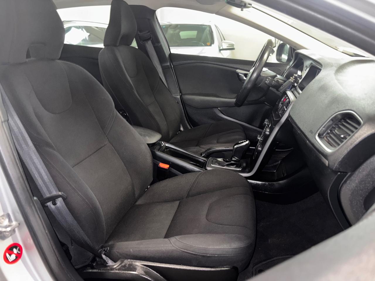Volvo V40 D2 Geartronic Inscription