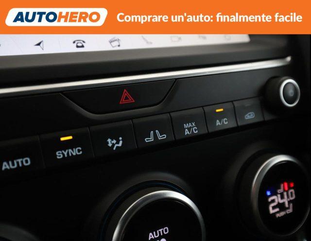 JAGUAR E-Pace 2.0 AWD aut. R-Dynamic S