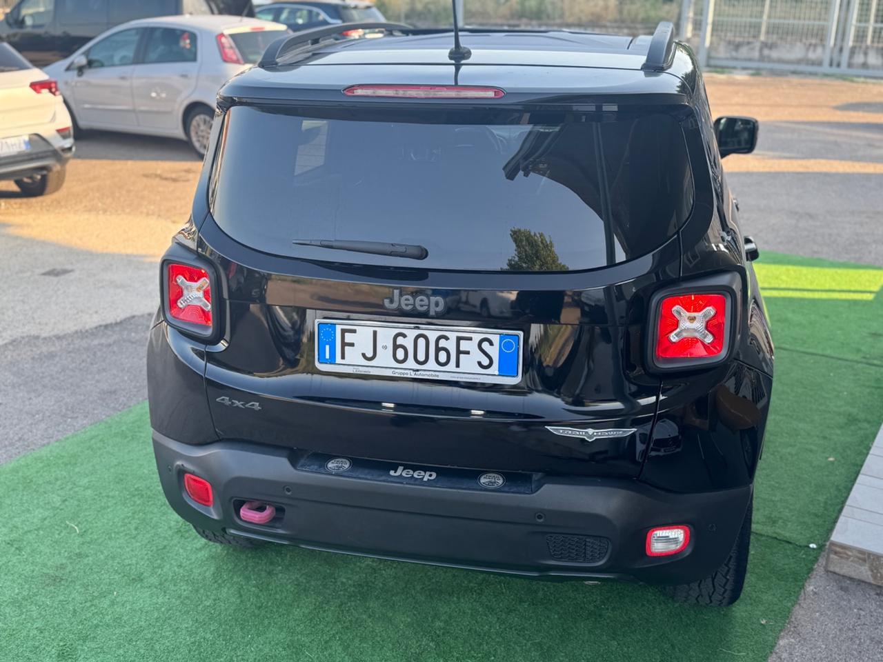 Jeep Renegade 2.0 Mjt 170CV 4WD Active Drive Low Trailhawk
