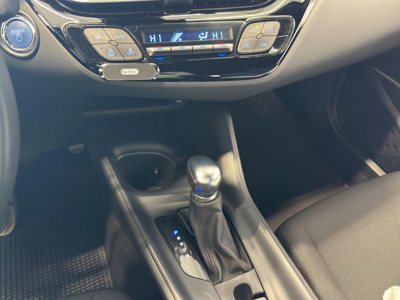 Toyota C-HR 1.8h Active e-cvt