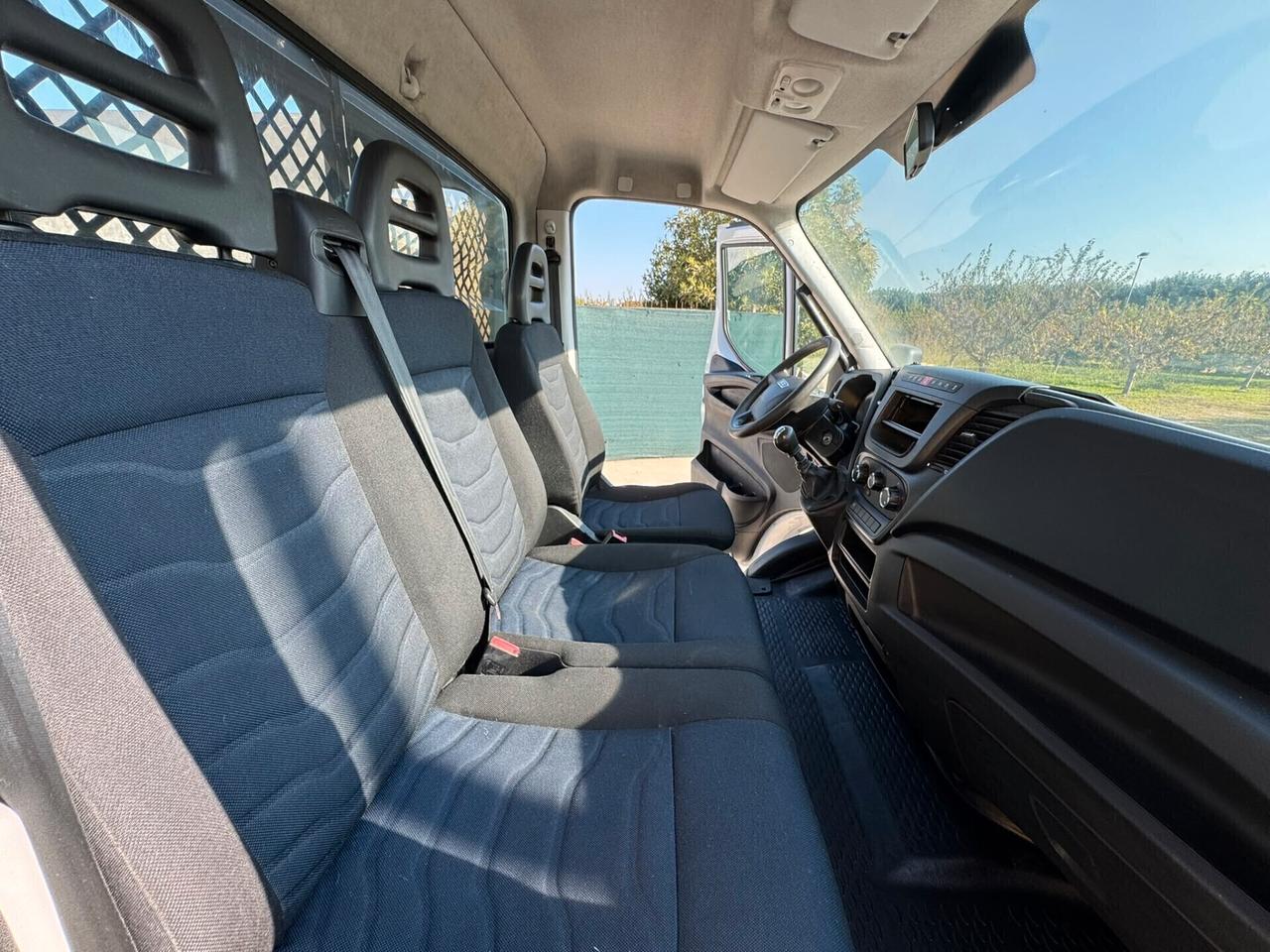 IVECO DAILY RIBALTABILE TRE LATI EURO6 - COME NUOVO